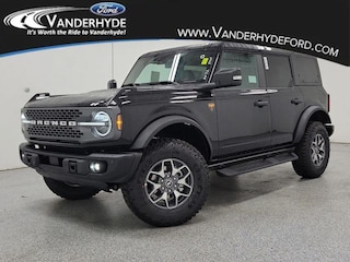 2025 Ford Bronco Badlands SUV