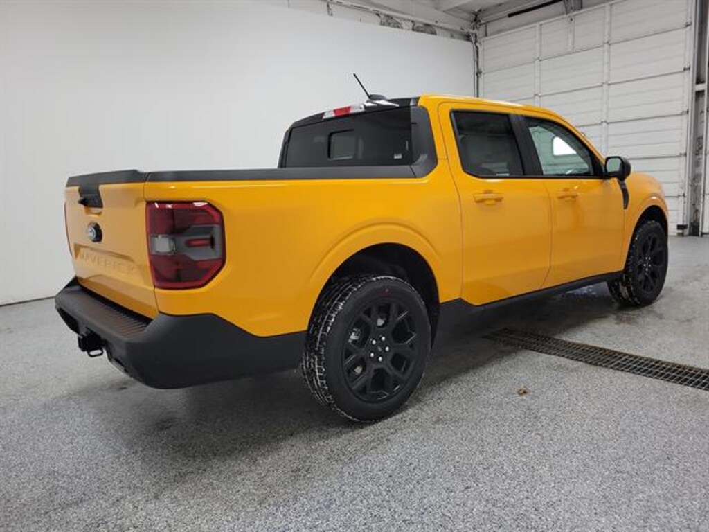 New 2026 Ford Maverick Lariat TRUCK