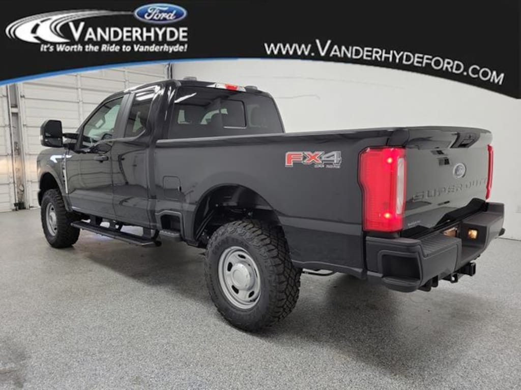 New 2026 Ford Super Duty F-350 SRW XL Truck