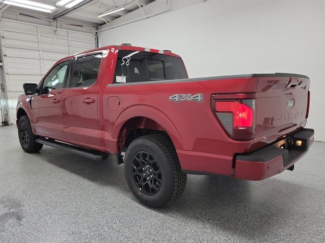 2025 Ford F-150 XLT photo 3