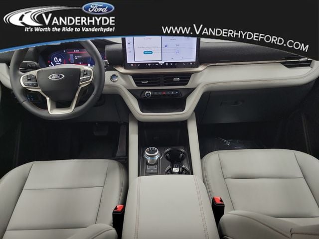 2026 Ford Explorer Active - Photo 14
