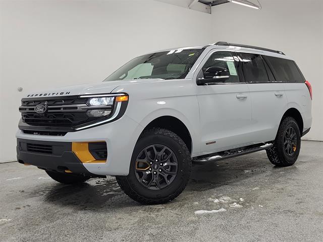 2025 Ford Expedition Tremor's photo