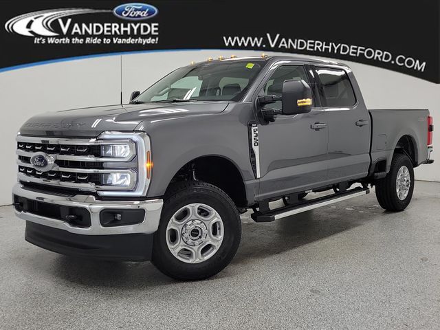 2026 Ford F-350 Super Duty XLT's photo