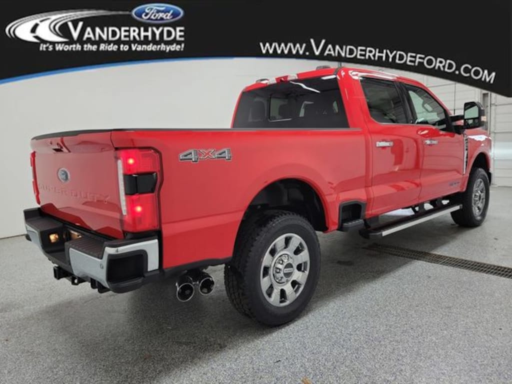 New 2026 Ford Super Duty F-250 SRW Lariat Truck