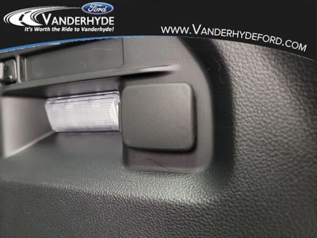 2026 Ford Explorer Active - Photo 9
