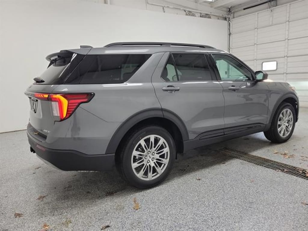 New 2026 Ford Explorer Active SUV