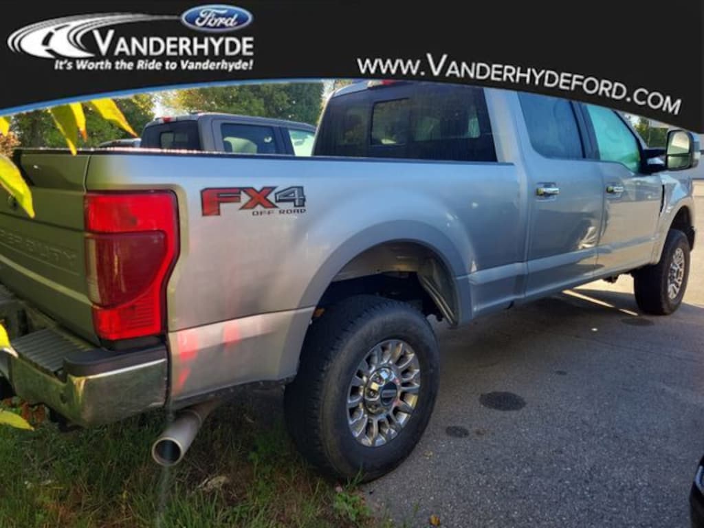 Used 2022 Ford Super Duty F-350 SRW XLT Truck