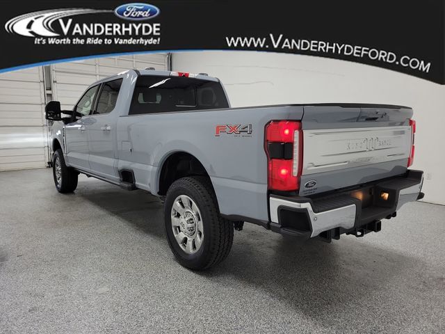 2026 Ford F-350 King Ranch photo 4