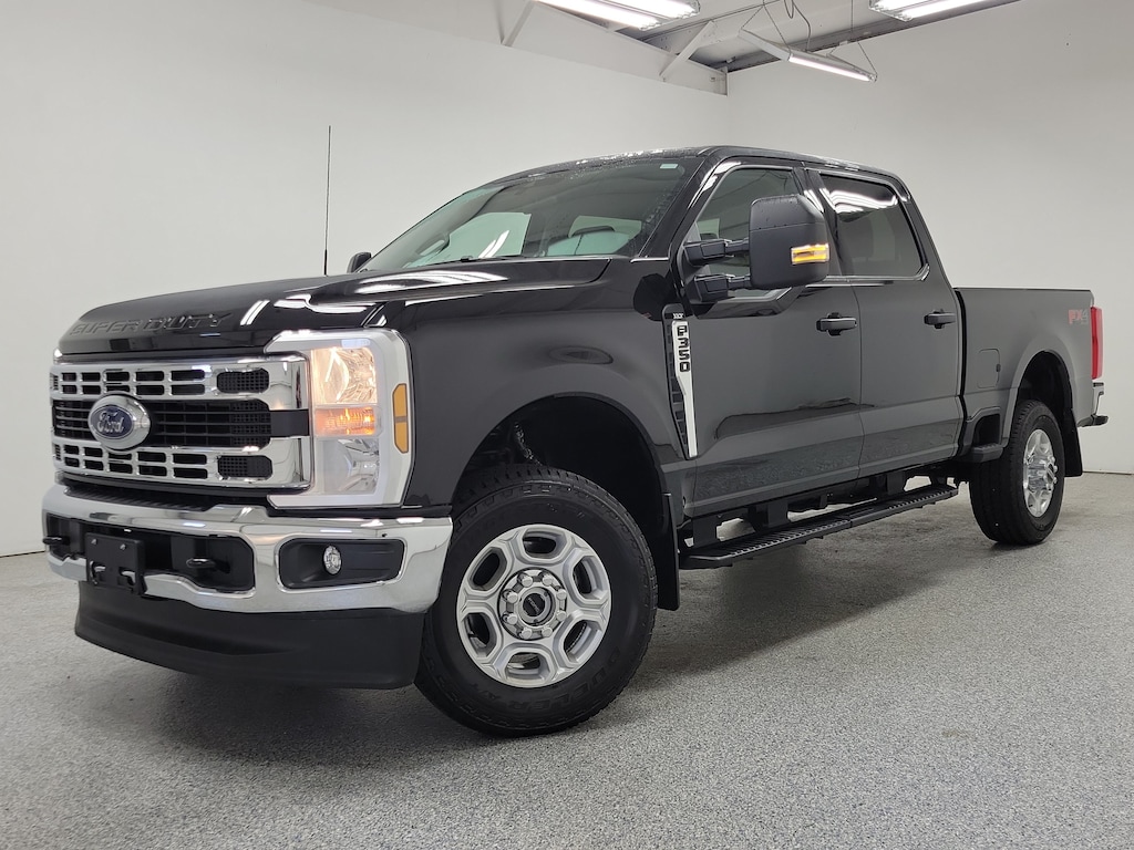 Used 2025 Ford Super Duty F-350 SRW Truck