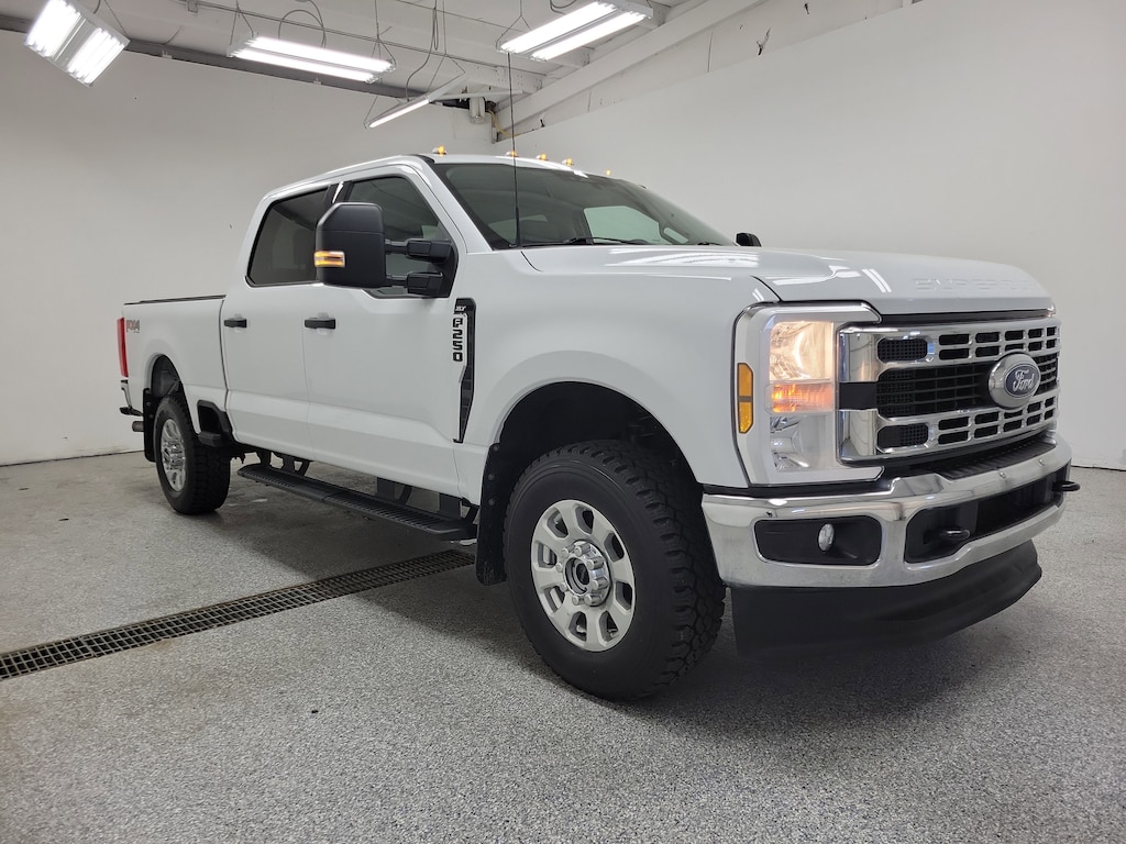 Used 2024 Ford Super Duty F-250 SRW XLT Truck