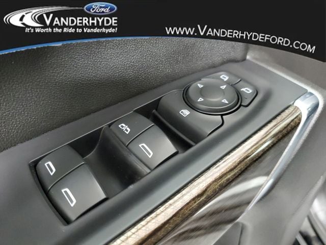 2020 Chevrolet Silverado 1500 LT - Photo 17