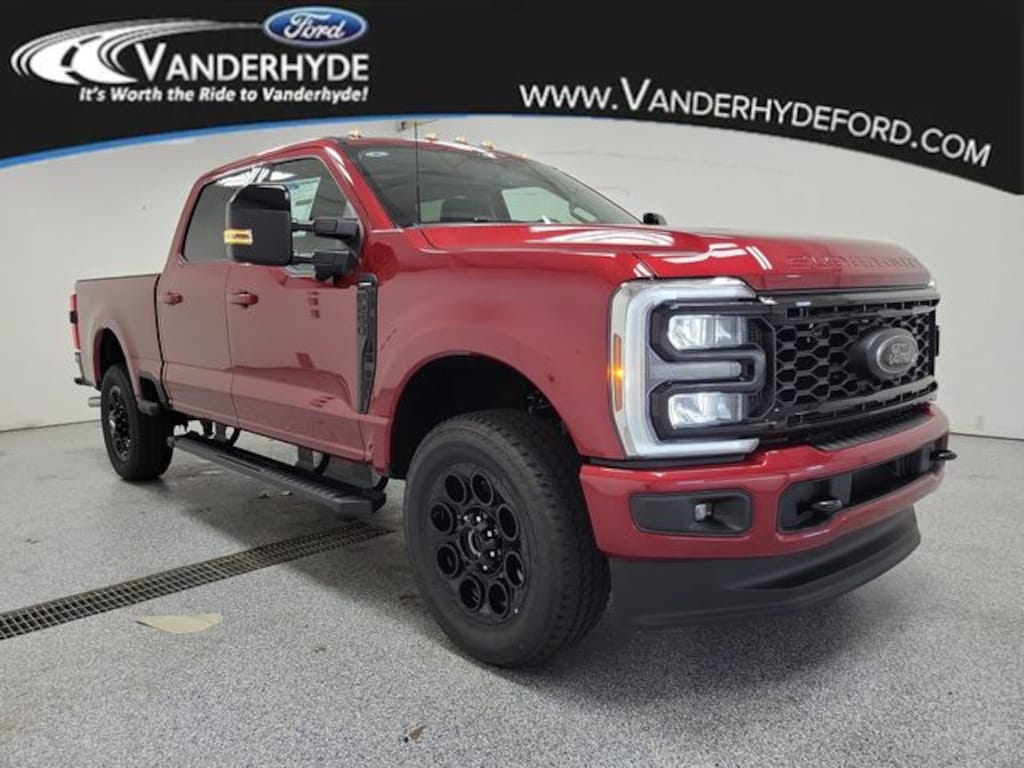 New 2026 Ford Super Duty F-250 SRW Lariat Truck