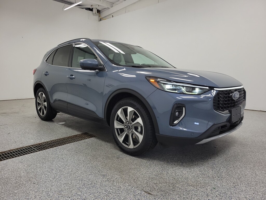 Used 2023 Ford Escape Platinum Sport Utility