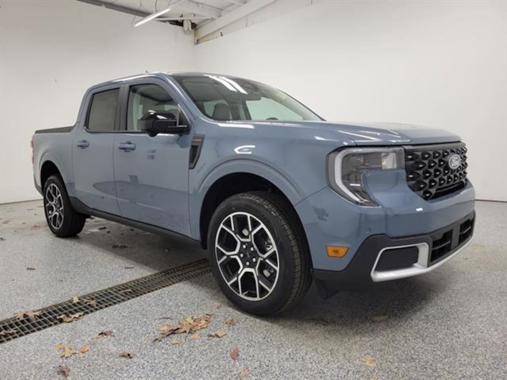 New 2025 Ford Maverick Lariat TRUCK