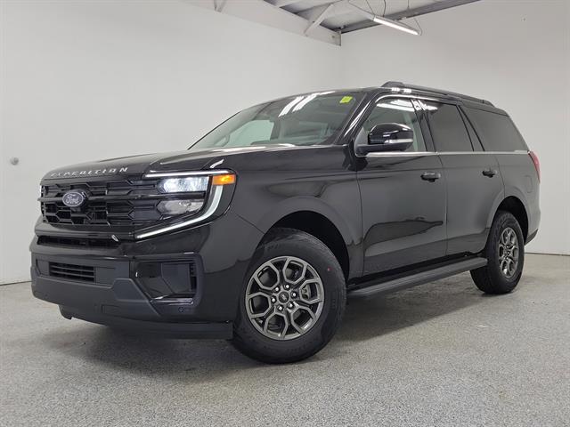 2026 Ford Expedition Active 4x4's photo