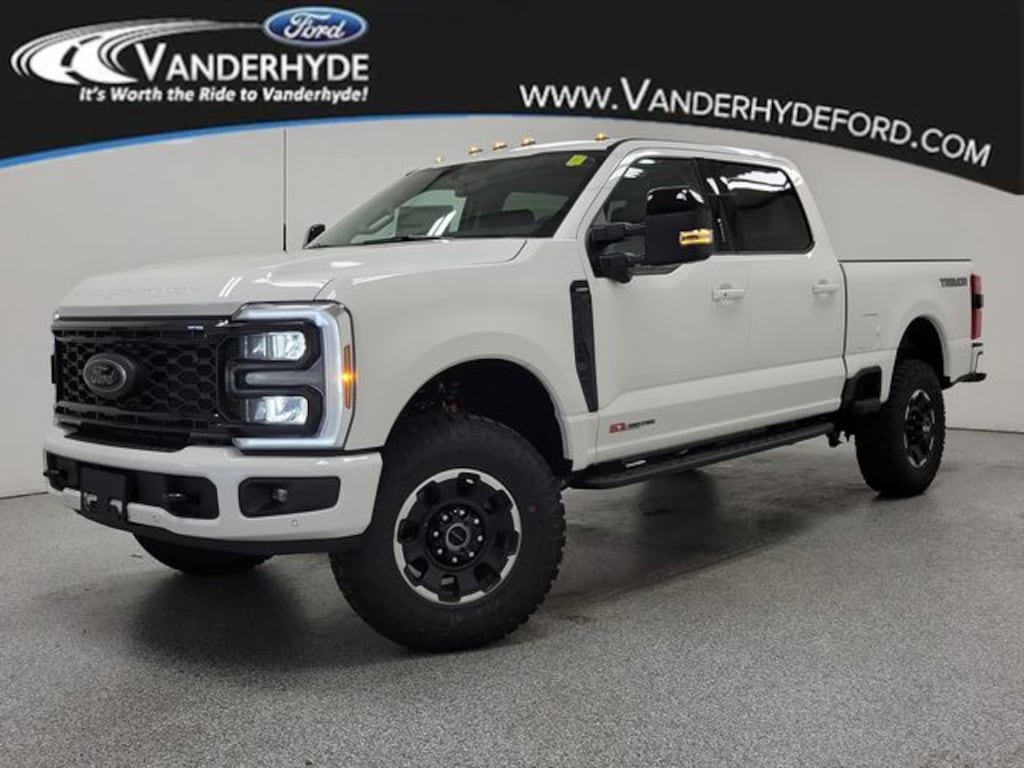 New 2026 Ford Super Duty F-250 SRW Lariat Truck