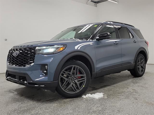 2026 Ford Explorer ST-LINE's photo