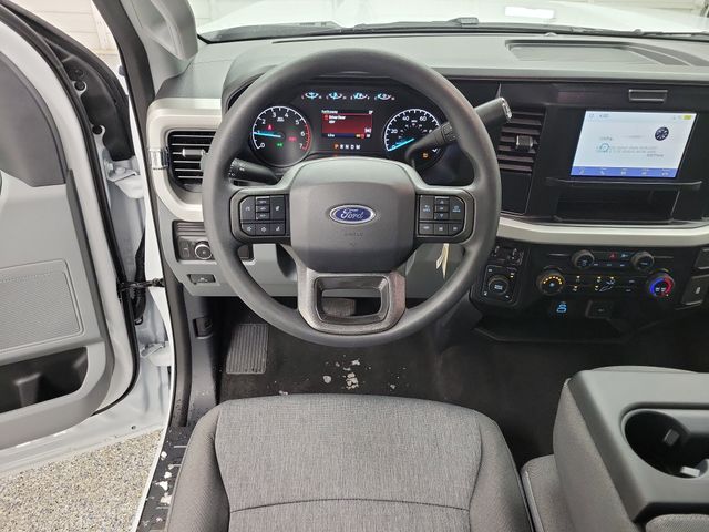 2026 Ford F-350 Super Duty XL - Photo 13