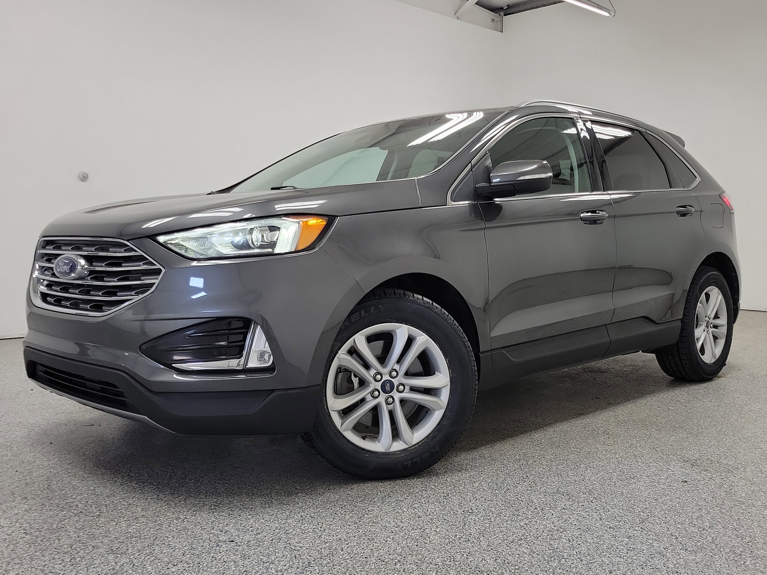 2020 Ford Edge SEL AWD's photo
