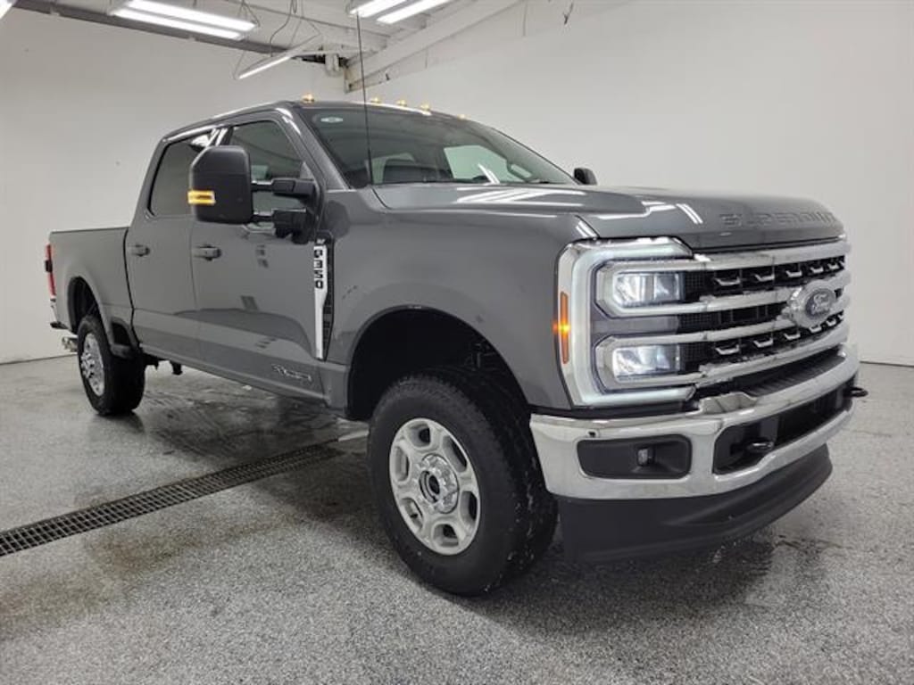 New 2026 Ford Super Duty F-350 SRW XLT TRUCK