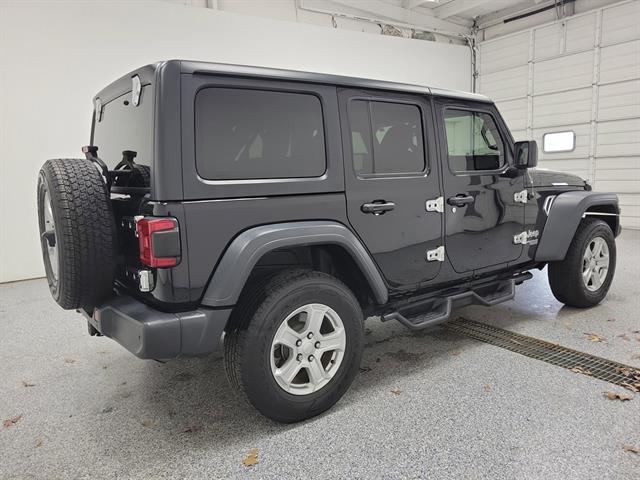 2019 Jeep Wrangler Unlimited Sport S photo 3