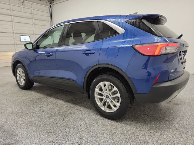 2022 Ford Escape SE photo 4