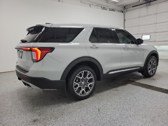 New 2027 Ford Explorer Platinum SUV