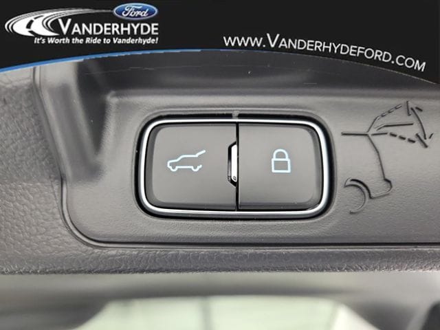 2026 Ford Explorer Active - Photo 10