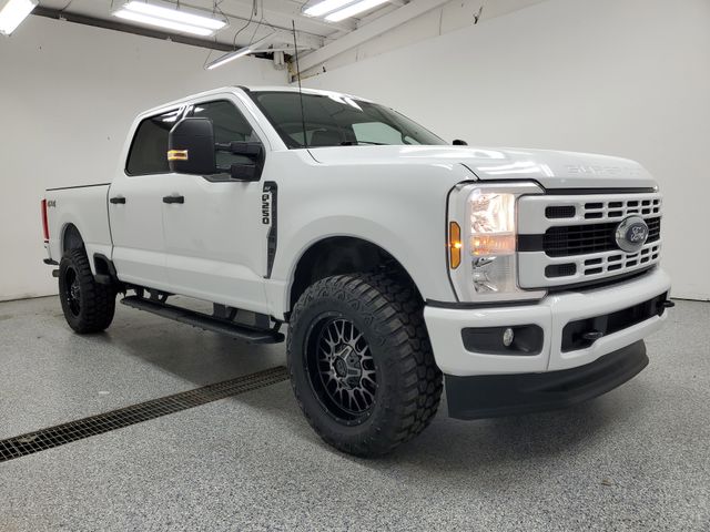 2024 Ford F-250 photo 2