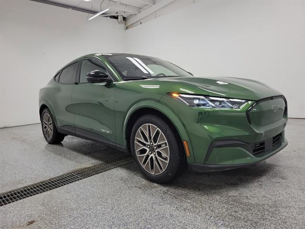 New 2025 Ford Mustang Mach-E Premium CROSSOVERS