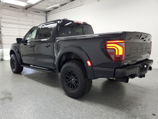 2025 Ford F-150 Raptor photo 2