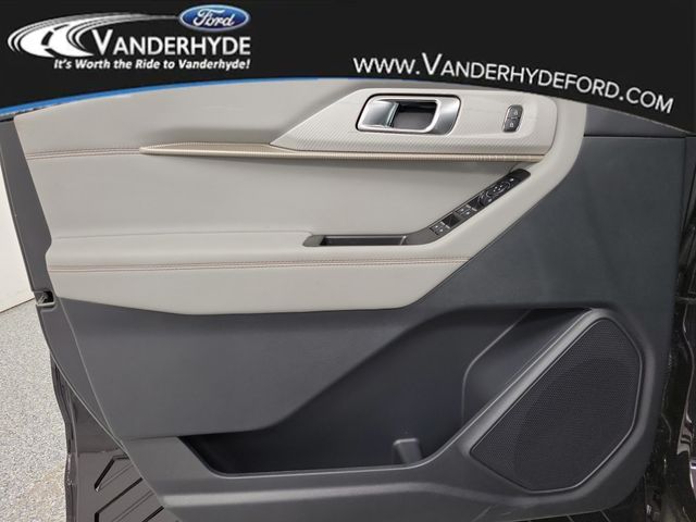 2026 Ford Explorer Active - Photo 19