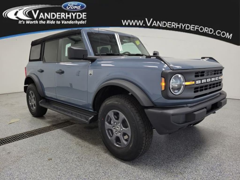 New 2025 Ford Bronco Big Bend SUV