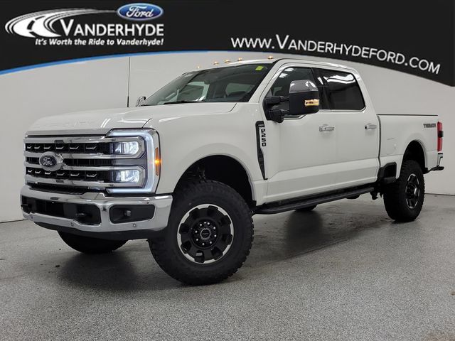 2025 Ford F-250 Super Duty Lariat's photo