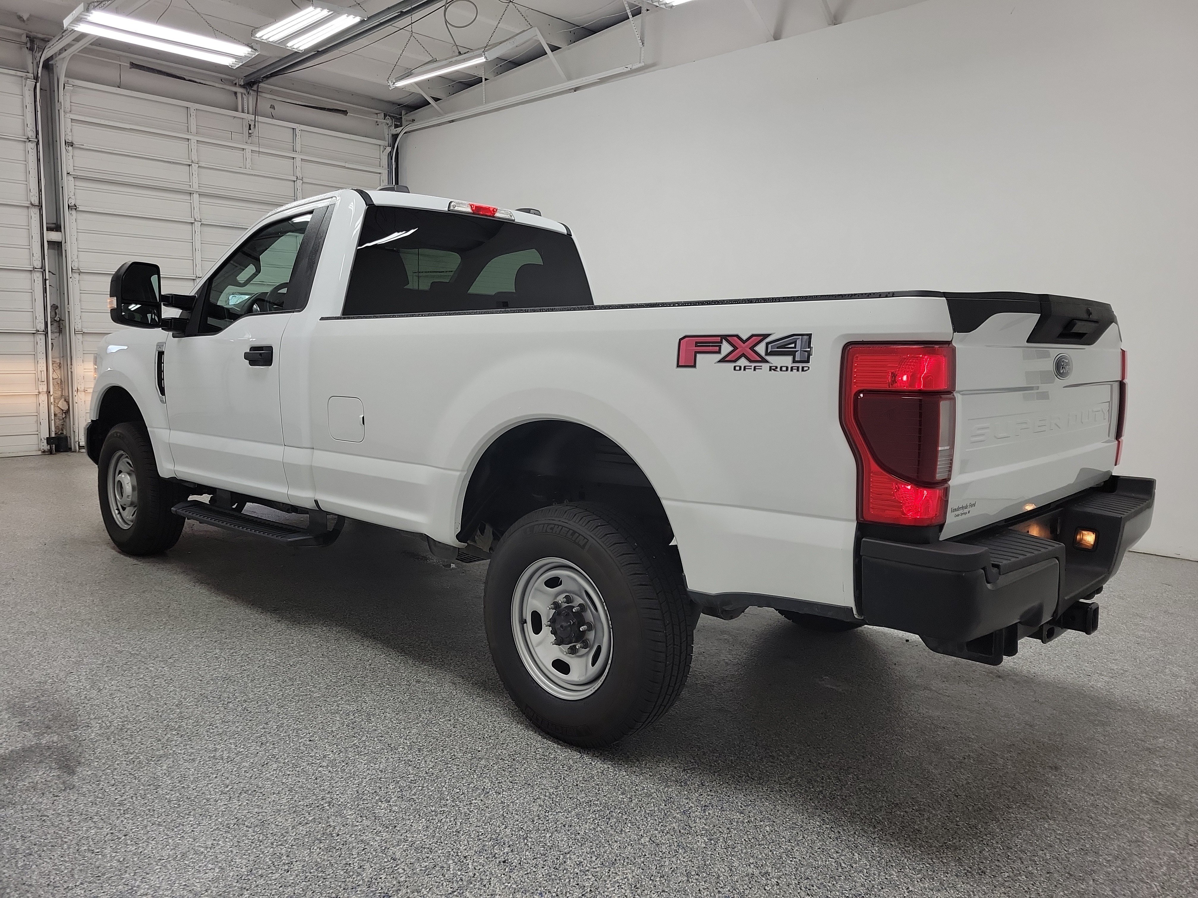 Used 2022 Ford Super Duty F-350 SRW XL Truck