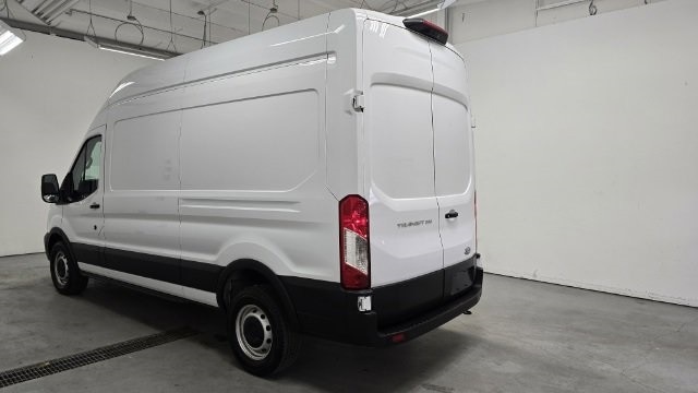 Used 2023 Ford Transit Van Base with VIN 1FTBR1X89PKA13103 for sale in Cedar Springs, MI