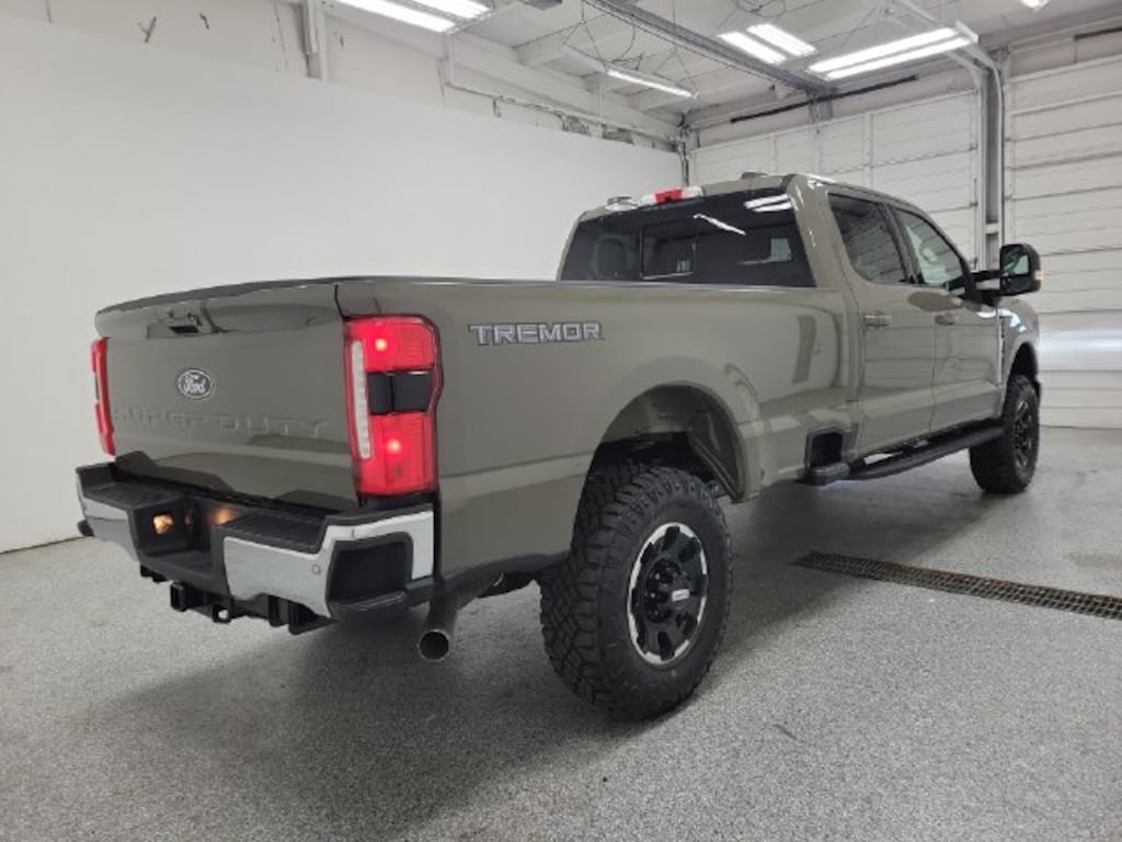 New 2027 Ford F-350SD XLT Truck