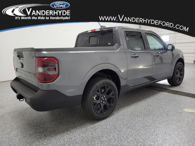 2025 Ford Maverick Lariat photo 2