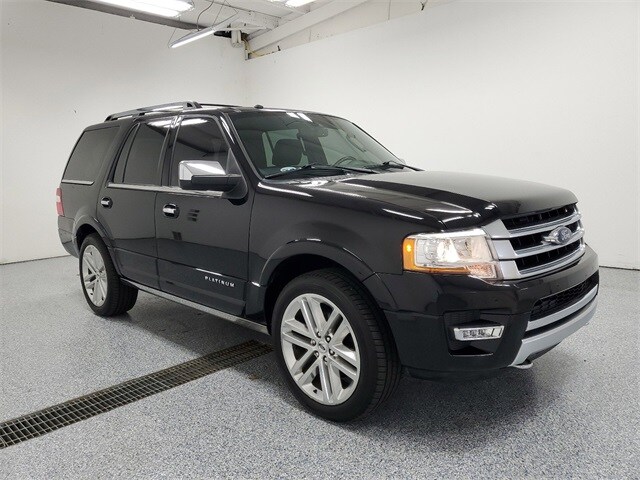 Used 2016 Ford Expedition Platinum with VIN 1FMJU1MT7GEF39386 for sale in Cedar Springs, MI