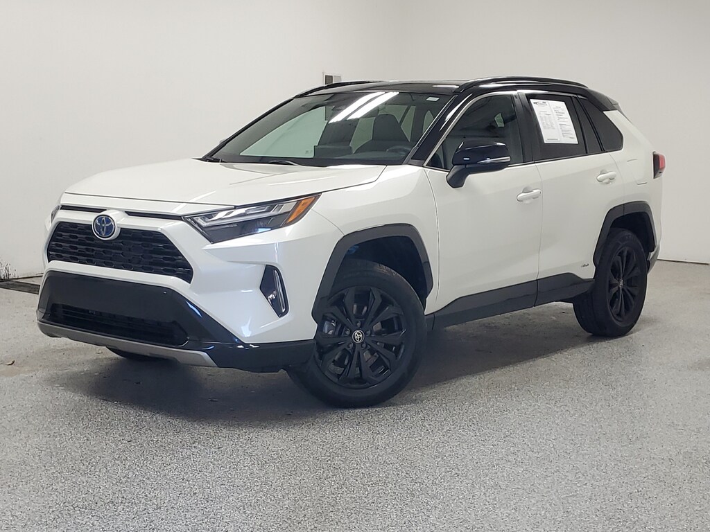 Used 2022 Toyota RAV4 XSE Sport Utility
