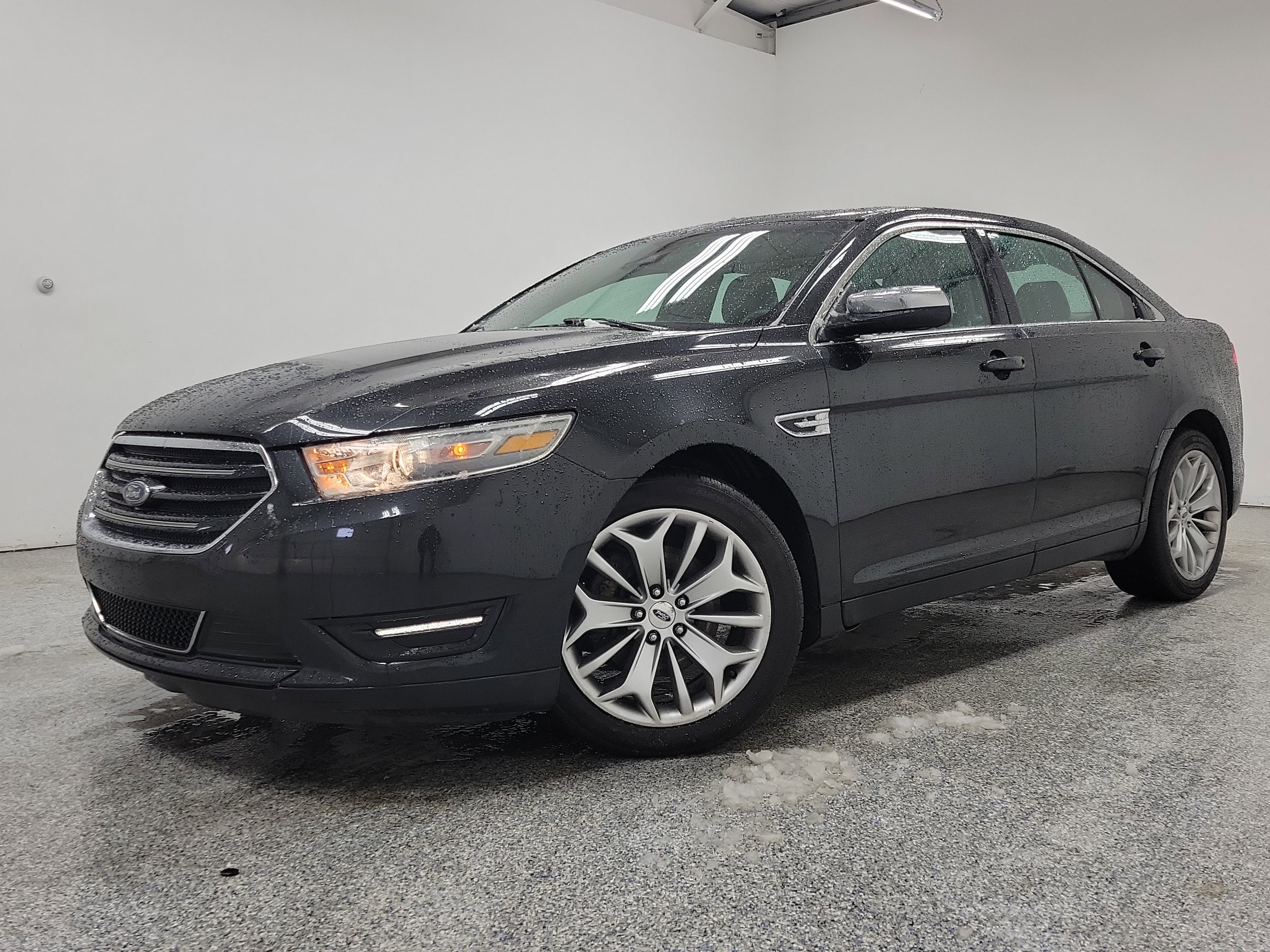 2015 Ford Taurus Limited