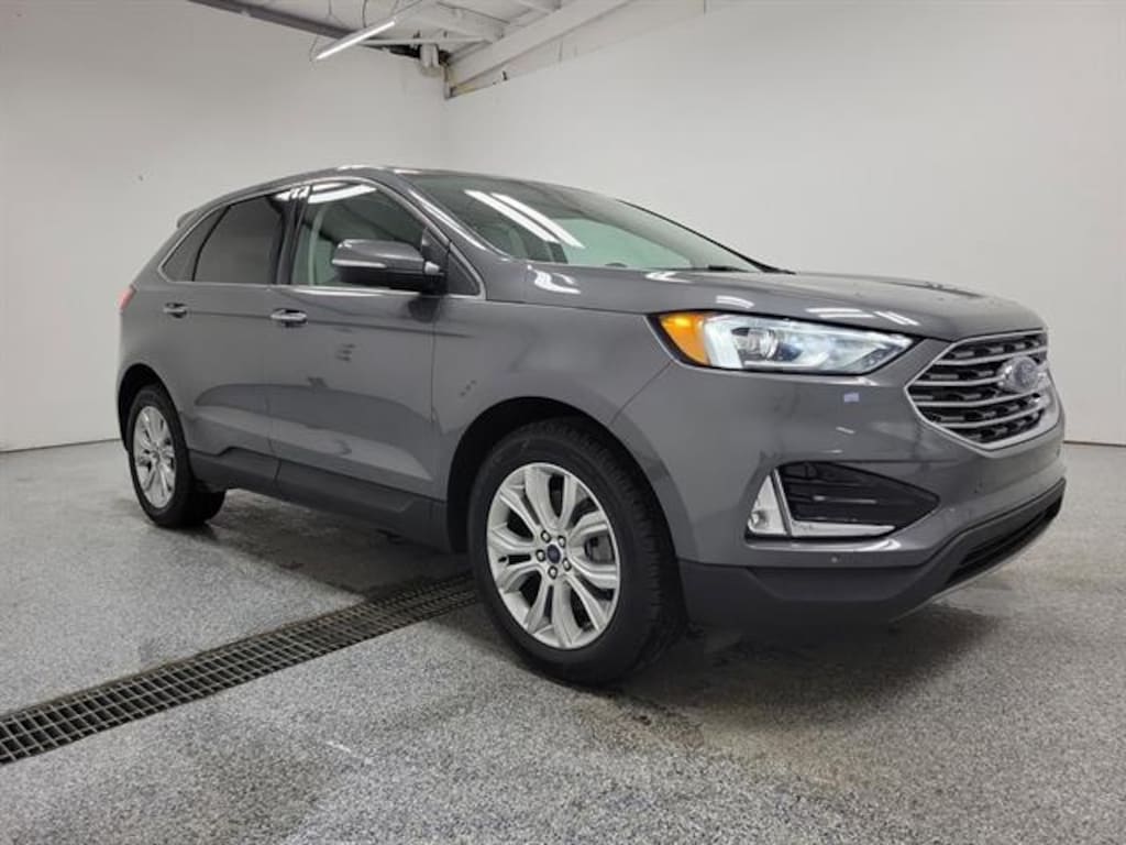 Used 2021 Ford Edge Titanium