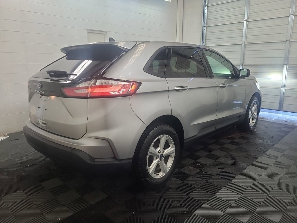 Used 2021 Ford Edge SE SUV
