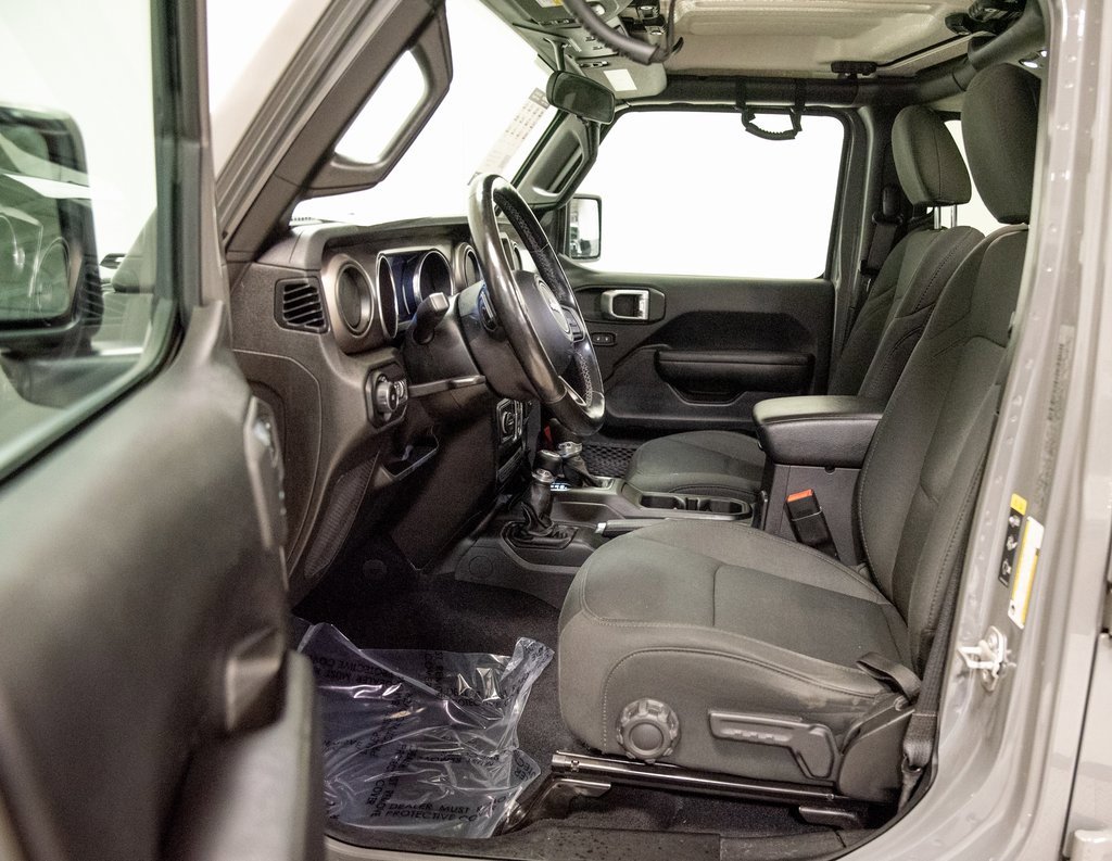 2020 Jeep Wrangler Unlimited Sport Willys photo 2