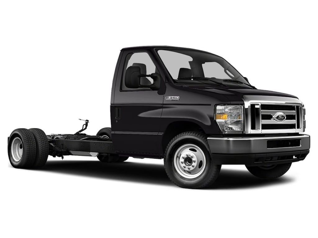 Used 2017 Ford E-450 Cutaway Base Truck