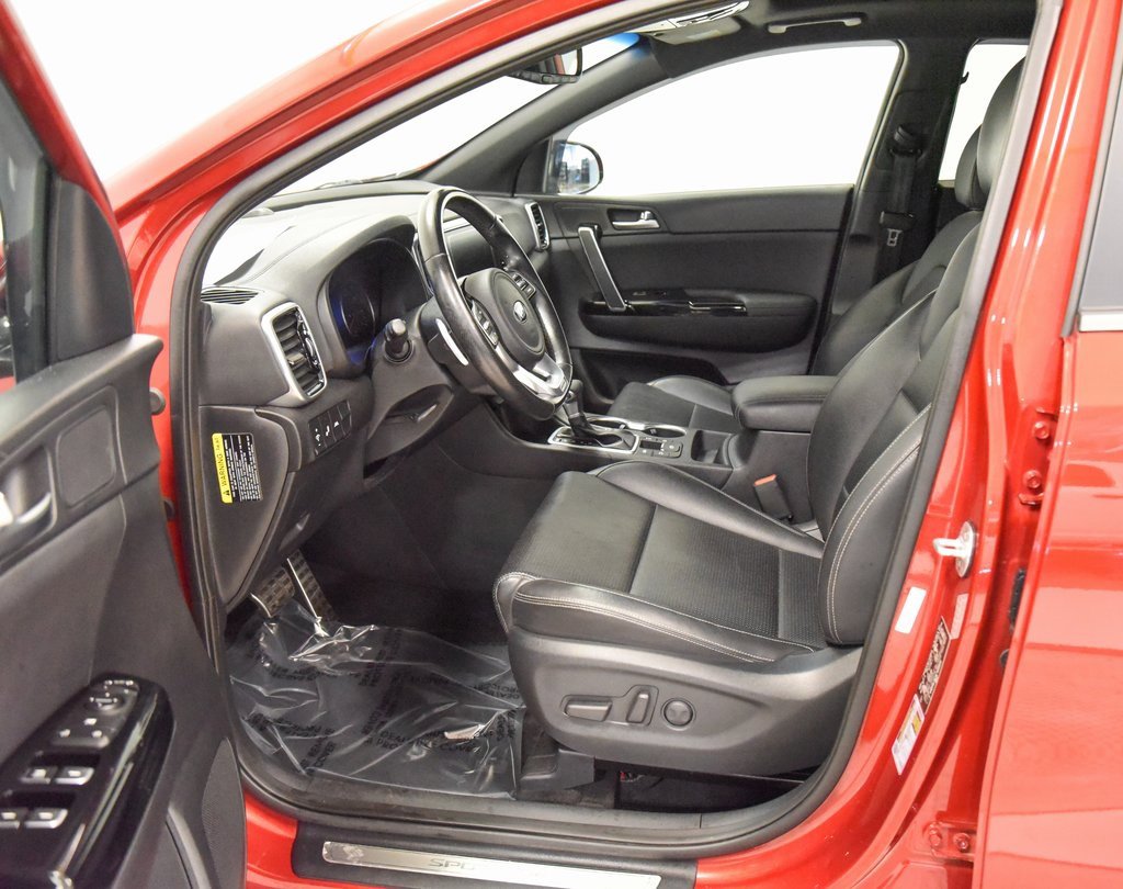 2020 Kia Sportage S photo 2