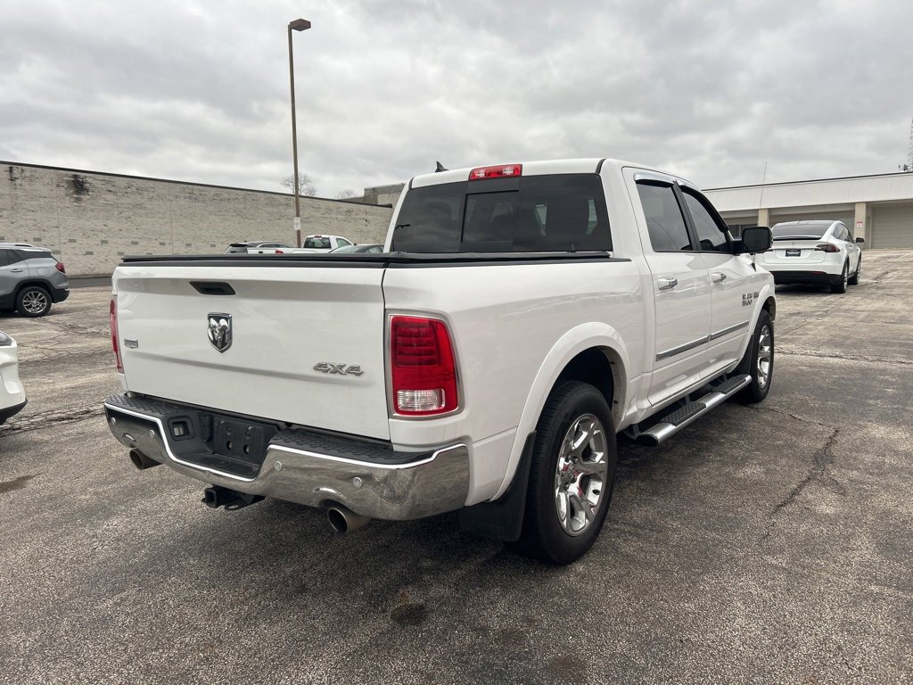 2017 Ram 1500 Laramie photo 4