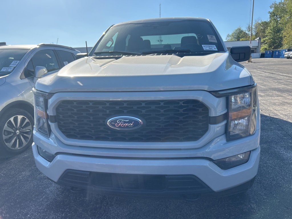 2023 Ford F-150 XL photo 2