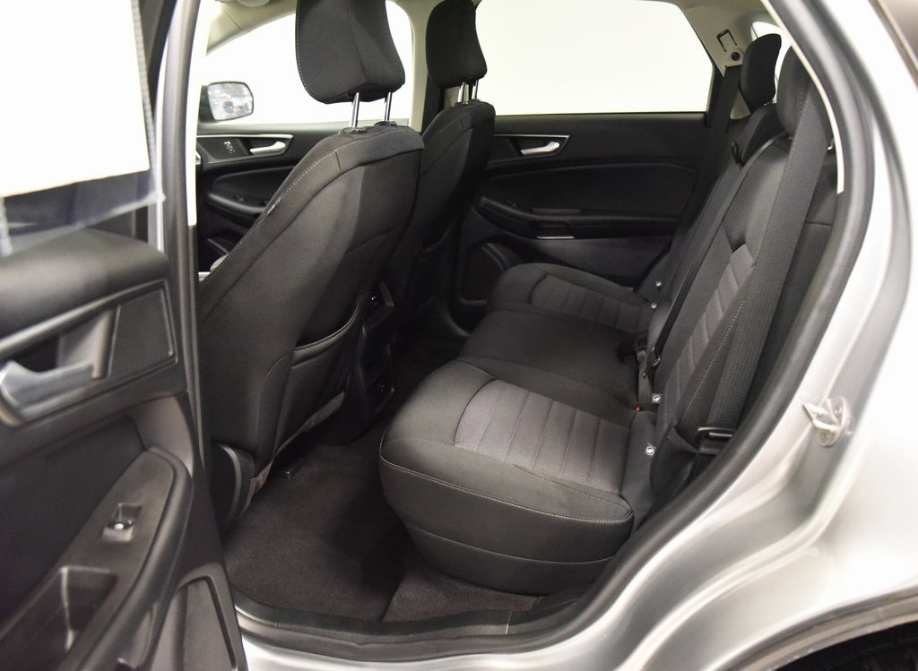 Used 2021 Ford Edge SE SUV