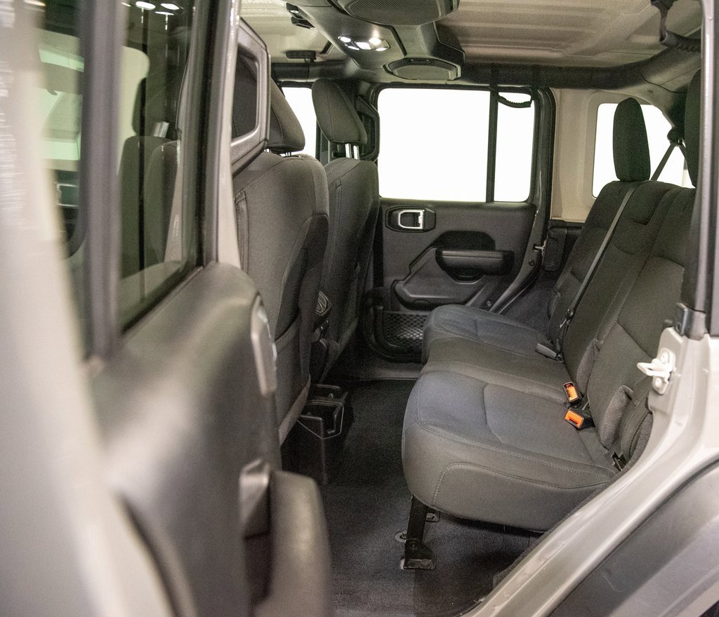 2020 Jeep Wrangler Unlimited Sport Willys photo 4